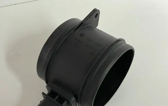 BMW 5 E60 E61 Mass air flow meter F00C2G041