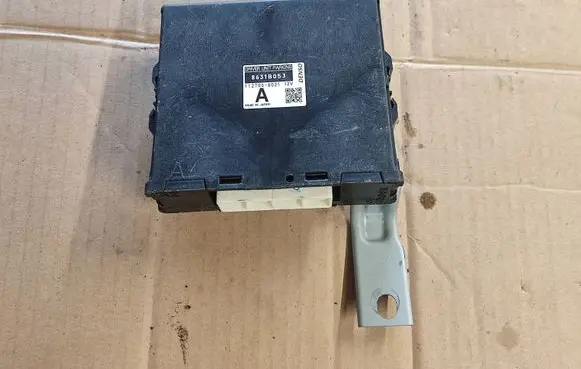 Mitsubishi Outlander Other control units/modules 8631B053 1127008021