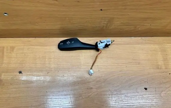 BMW 5 F10 F11 Indicator stalk