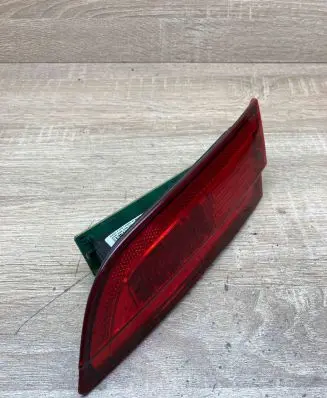 Jaguar XF Tailgate rear/tail lights 8X2315K272CD 2NE23804604