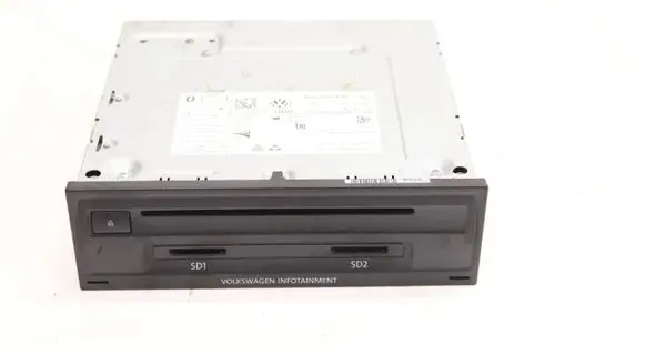 Volkswagen Tiguan Radio/CD/DVD/GPS head unit 3Q0035846
