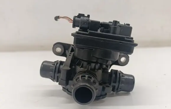 BMW iX1 Electric auxiliary coolant/water pump 9462114