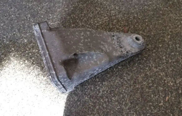 Mercedes-Benz C W204 Engine mounting bracket A6462230704