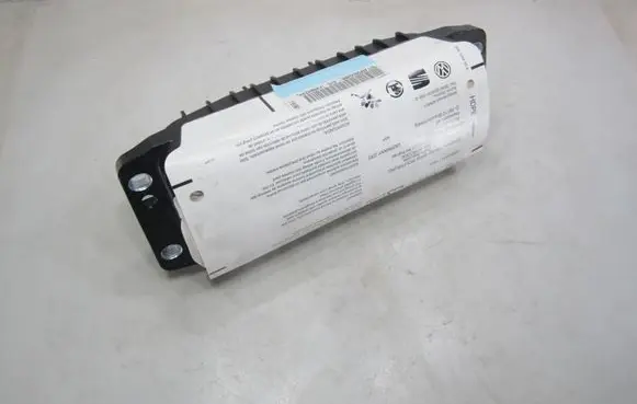 Volkswagen Golf Plus Passenger airbag 1K0880204L