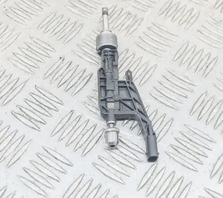 BMW X5 G05 Fuel injector 8656548 0261500437