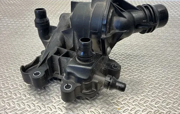 BMW X3 G01 Thermostat 8581627 14290413 11538581627