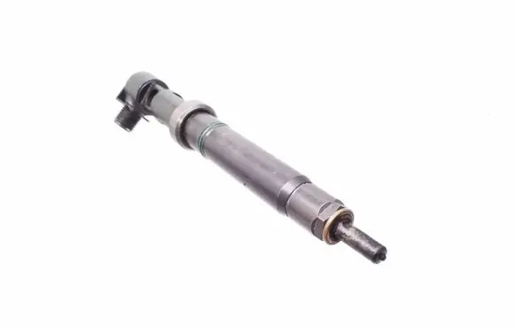 Mercedes-Benz C W204 Fuel injector A6510702687