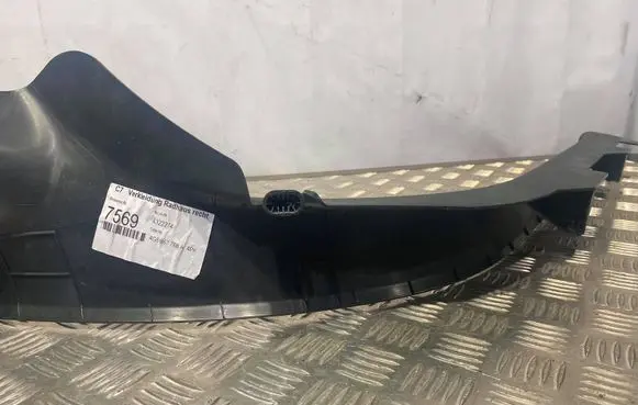 Audi A7 S7 4G Rear sill trim cover 4G8867768A