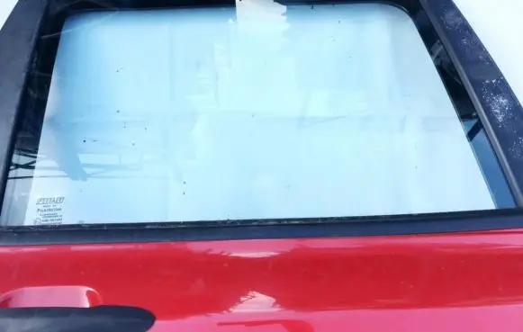 Fiat Stilo Rear door window glass