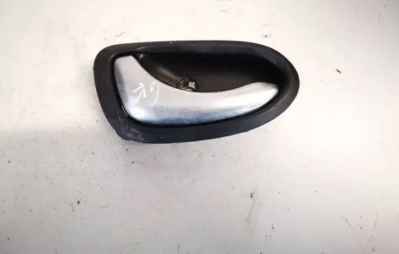 Nissan Primera Rear door interior handle 82671av6001