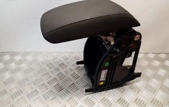 Skoda Octavia Mk3 (5E) Armrest 5E0864207