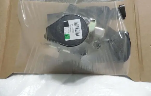 Opel Astra J Front seatbelt 13394804