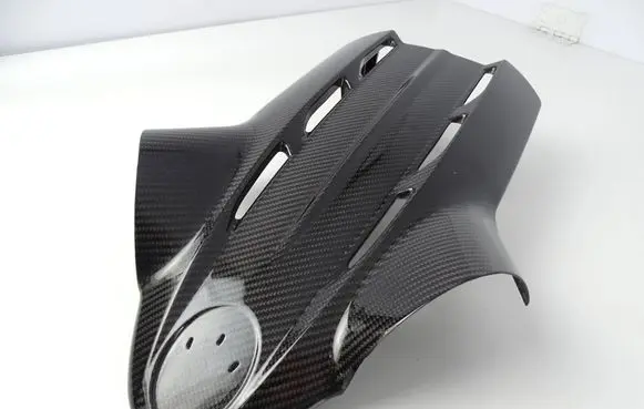 Maserati Levante Engine cover (trim) 670156991
