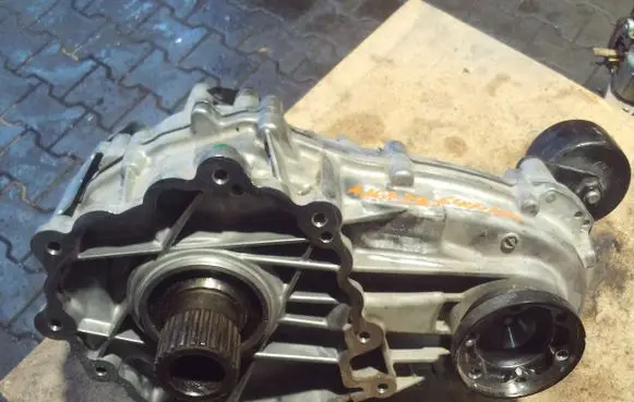 Mercedes-Benz C W203 Gearbox transfer box case 78888