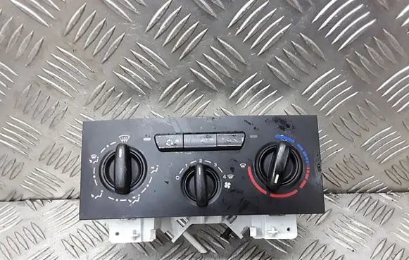 Peugeot Expert Climate control unit 1400153280