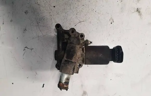 Opel Corsa B EGR valve 72241400