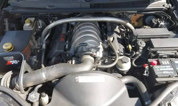 Jeep Grand Cherokee (WK) Engine swap 6.1HEMI HEMI