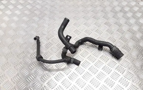 Mercedes-Benz A W169 Engine coolant pipe/hose A6402001452