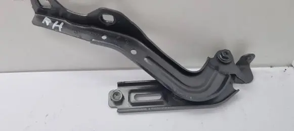 Chrysler Pacifica Engine bonnet/hood hinges