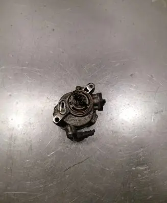 Peugeot 308 Vacuum pump 9684786780