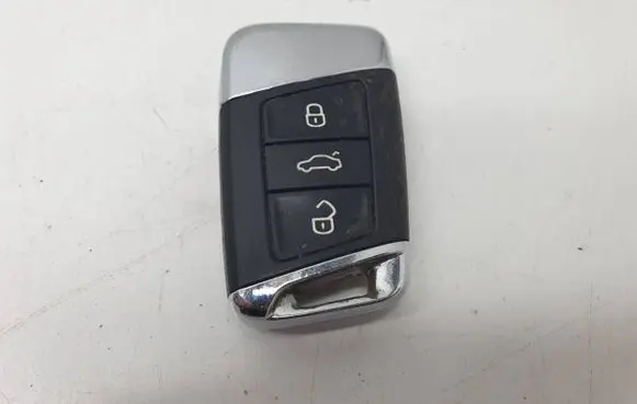 Skoda Superb B8 (3V) Ignition key/card 3V0959752B