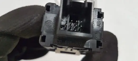 Volkswagen PASSAT B6 Headlight level height control switch 3C0941333