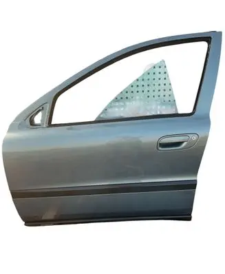 Volvo V70 Front door