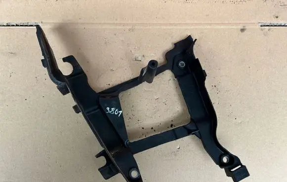 Dacia Sandero Timing belt guard (cover) 135024451R