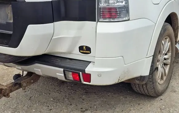 Mitsubishi Pajero Rear bumper corner part panel trim 6410A292 6410B596WCV