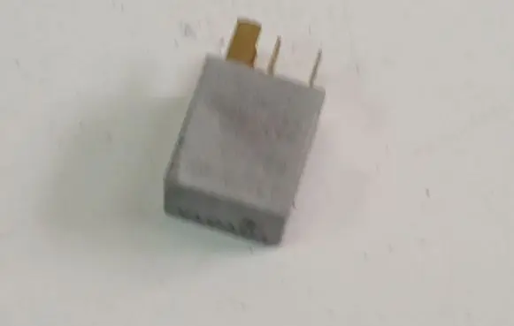 Toyota Avensis T250 Other relay 9008087019