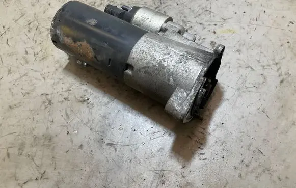 Audi A6 S6 C6 4F Starter motor