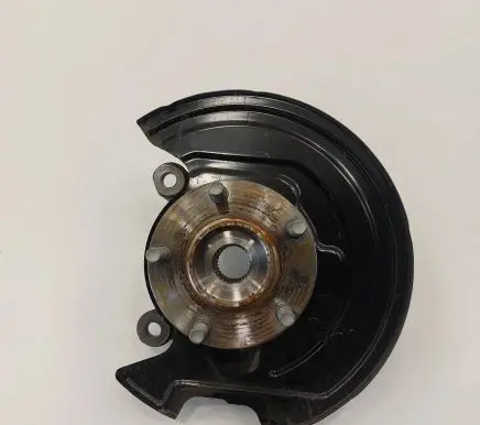 Nissan Leaf II (ZE1) Front wheel hub