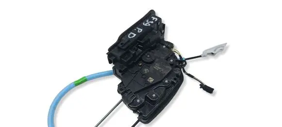 BMW X2 F39 Rear door lock 18283810