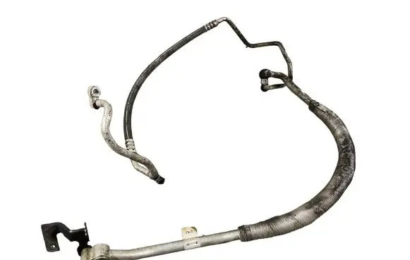 Chevrolet Captiva Air conditioning (A/C) pipe/hose 22738762