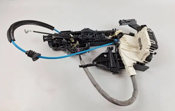 Mercedes-Benz C W204 Rear door lock A2047301335 A2047600734