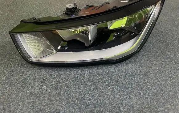 Audi A1 Headlight/headlamp 8XA941003