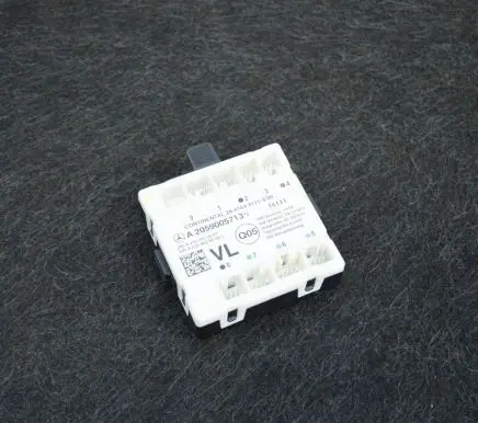 Mercedes-Benz C W205 Door control unit/module