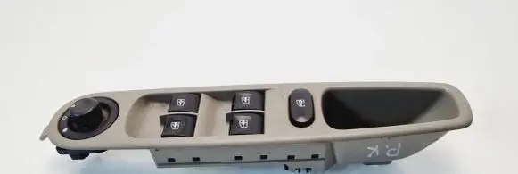 Renault Zoe Electric window control switch 254008973R 254113300R 254118722R