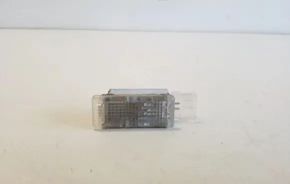 Volkswagen Touareg I Other interior light 7L0947415