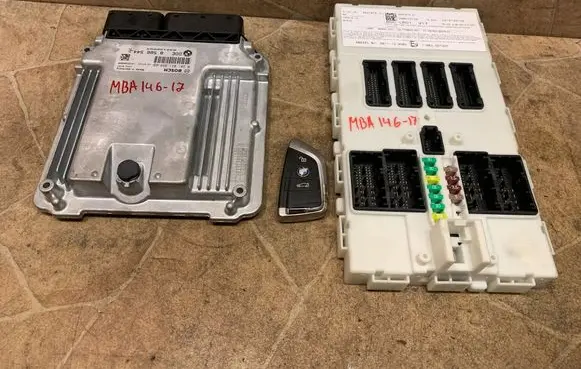 BMW X5 F15 Engine ECU kit and lock set 8586544