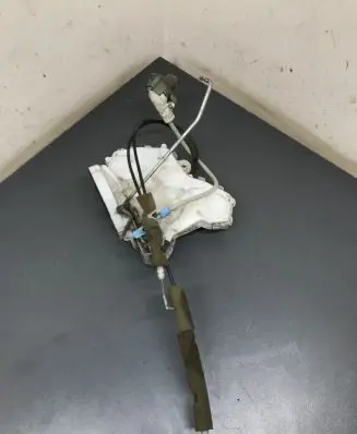 Honda Civic Front door lock 72151SMGE0