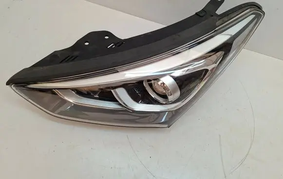 Hyundai Santa Fe Headlight/headlamp