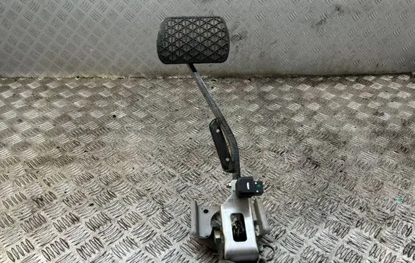 SsangYong Rexton Brake pedal 