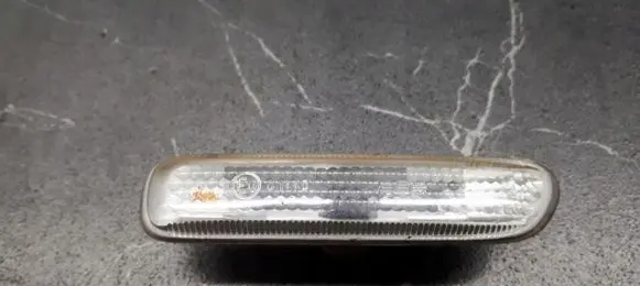 BMW 3 E46 Front indicator light 2228592