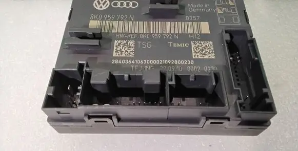 Audi A4 S4 B8 8K Door control unit/module 8K0979792N