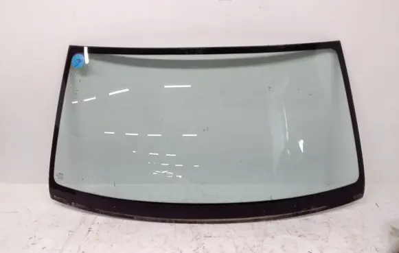 Ford Ranger Front windscreen/windshield window 