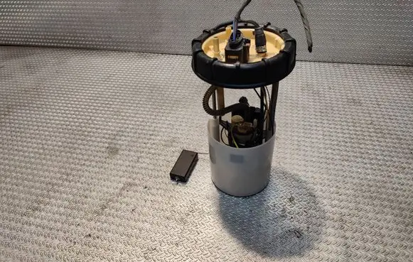 Volkswagen Caddy In-tank fuel pump 2K0919050L