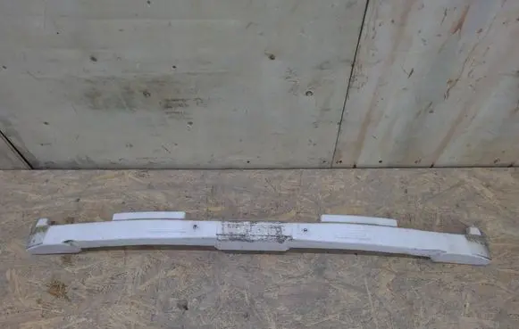 Toyota Prius (XW30) Rear bumper foam support bar 5261147040