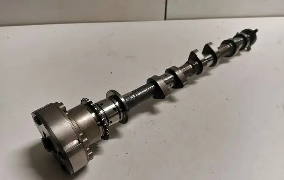 Ford Mustang V Camshaft AT4E8C525FE RFAT4E