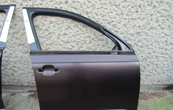 Audi Q7 4M Front door